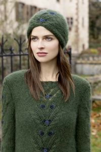 244/11-1 Bonnet en Lang Yarns Mohair Trend et Lang Yarns Mohair Luxe
