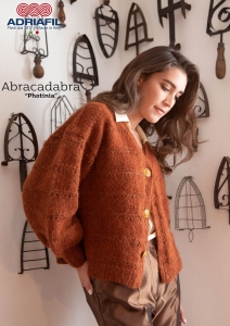 73/30 Modèle Veste Photinia en Adriafil Abracadabra