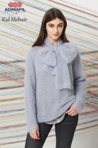 79/02 Modèle Pull à col lavallière Pinot en Adriafil Kid Mohair