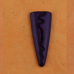 Bouton triangulaire 53 mm - Violet