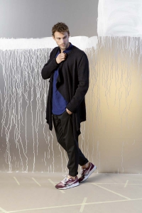 243/11 Gilet homme en Lang Yarns Gaia