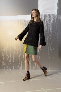 243/12 Pull en Lang Yarns Amira