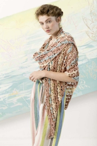 242/24 Châle en Lang Yarns Sol Dégradé