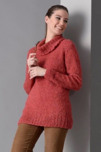 123/15 Pull à large encolure en Plassard Mélopée