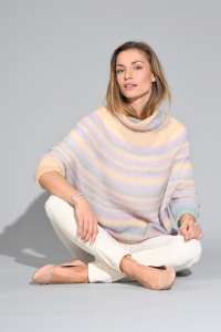 132/02 Pull chauve-souris en Plassard Algasoie