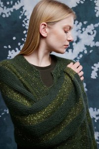 Kit à tricoter Lang Jade Poncho en Mohair 21 et Paillettes