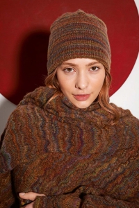 2549-01 Modèle Bonnet en Lang Yarns Reina