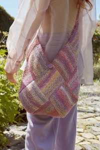 2568-07 Modèle Mariam Sac en Lang Yarns Secret Garden