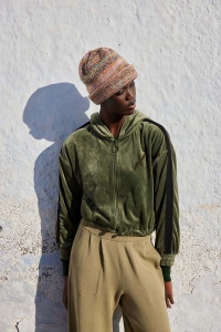 2586-016 Modèle Happy Ending Bonnet en Wool Addicts by Lang Yarns Move 4ply