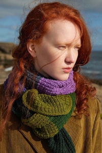 2587-263 Modèle Senan Écharpe en Lang Yarns Donegal Woolen Spun et Donegal Tweed+