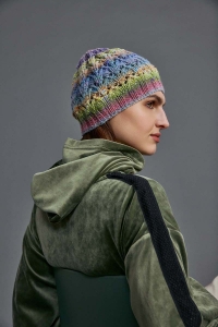 2588-078 Modèle Kiki Bonnet en Lang Yarns Magnolia