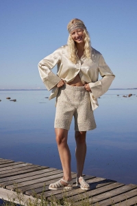 2590-004 Modèle Charlotte Shorts en Lang Yarns Cotton Tweed