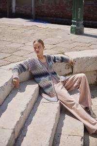 2591-015 Modèle Jordin Gilet au crochet en Lang Yarns Quattro Degradé