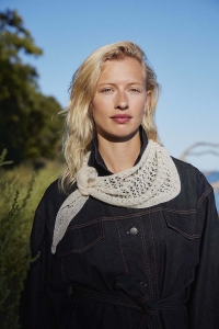 2594-006 Modèle Estelle Châle en Lang Yarns Cashmere Extra Lace