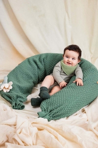 2599-009 Modèle Rae Coussin d'allaitement en Lang Yarns Merino 150