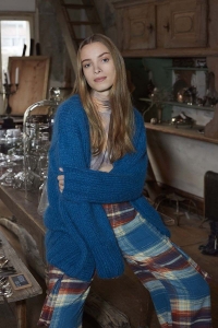 275-37 Modèle Stay True Gilet en Wool Addicts by Lang Yarns Honor