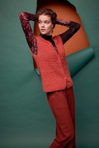 286-07 Modèle Fran Gilet en Lang Yarns Phoenix