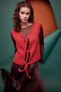 286-14 Modèle Twyla Gilet en Lang Yarns Venus et Astra