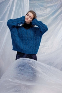 286-82 Modèle Nicole Pull Top Down en Lang Yarns Carpe Diem