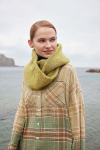 287-32 Modèle Shoreline Écharpe en Wool Addicts by Lang Yarns Glamour