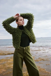 287-41 Modèle Wild Haven Veste en Wool Addicts by Lang Yarns Desire