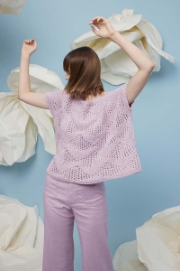 288-51 Modèle Rosalind Pull sans manches en Lang Yarns Amira