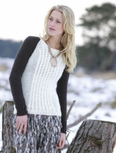 Pull bicolore à torsades