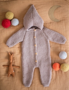 168/27 Modèle Combinaison à capuche en Plassard Addict