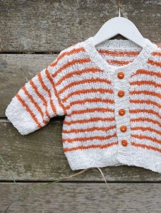 200/11 Modèle Cardigan rayé en Plassard Nayara