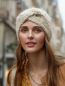 202/24 Modèle Headband au crochet en Plassard Froiselle