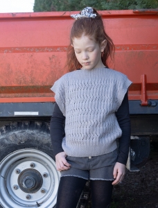 203/27 Modèle Top sans manches en Plassard Fidele