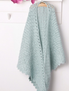 104/13 : Châle en Alpaga