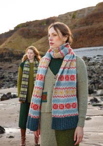 Modèle Oscar Echarpe en Rowan Fine Tweed Haze