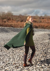 Modèle Donna Gilet long en Rowan Alpaca Classic