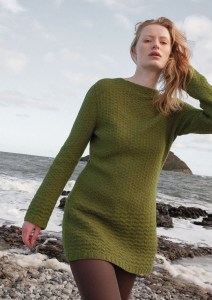 Modèle Betsey Robe-Pull en Rowan Alpaca Classic